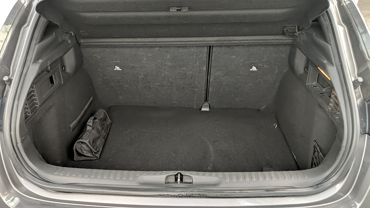 DS DS4 1.6 BLUEHDI 120CV BUSINESS disponible chez Auto LS
