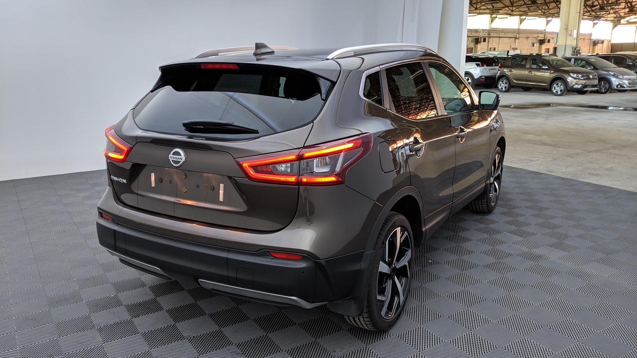 NISSAN QASHQAI NOUVEAU 1.6 DCI 130CV TEKNA + TOIT PANO disponible chez Auto LS